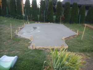 kültéri medence építés fából