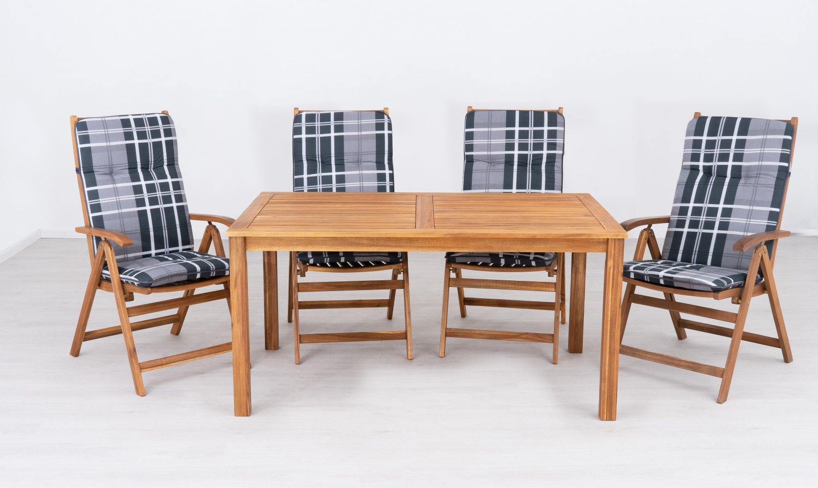 Keményfa kerti bútor Solaris fa terasz bútor