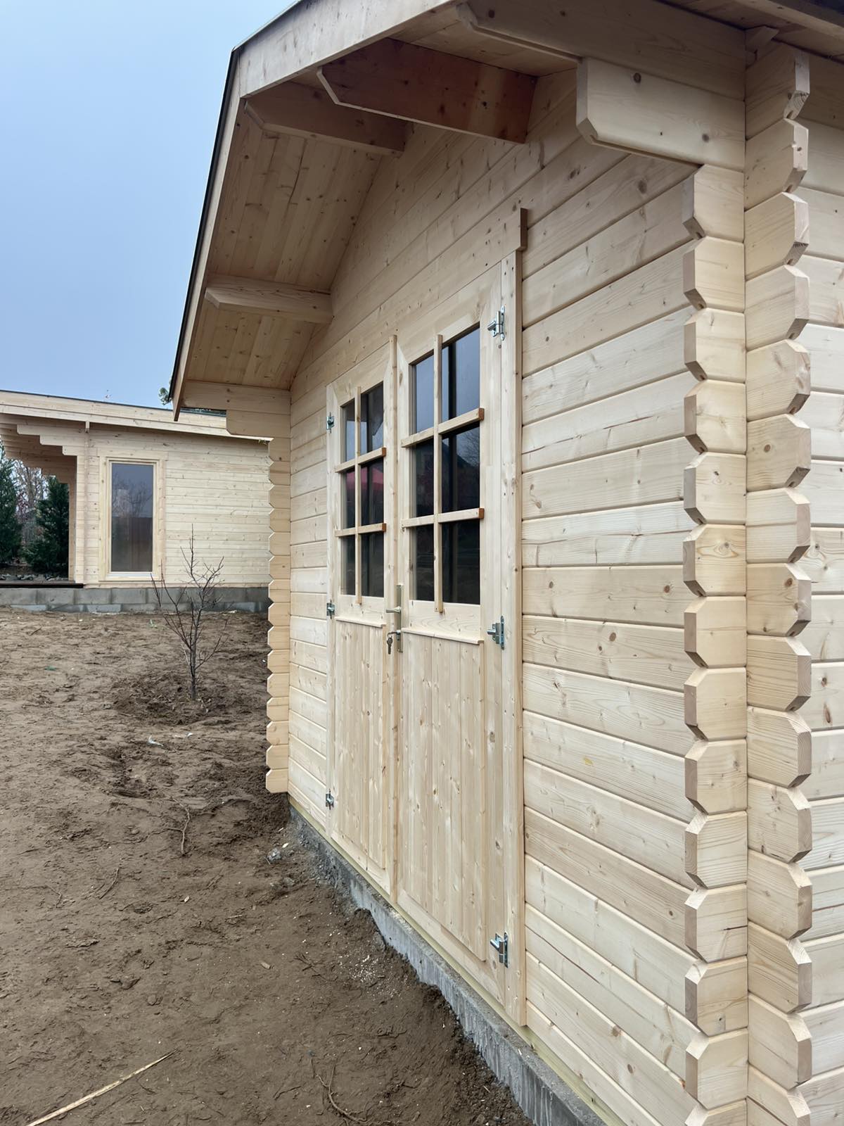 Szerszámos faház építés