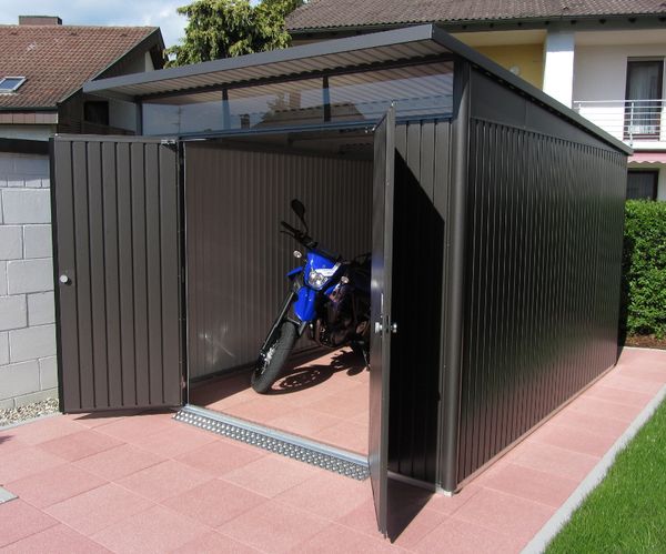 AvantGardefém ház sötétszürke