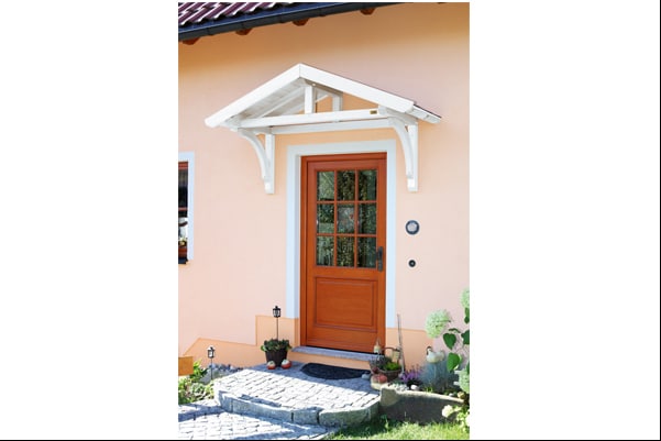 Bejárati esővédő terasz tető