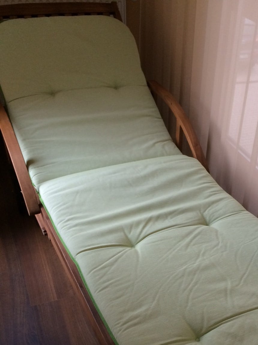 kerti bútor, napozóágy párna