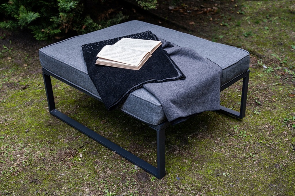 Fémvázas lábtartó puff