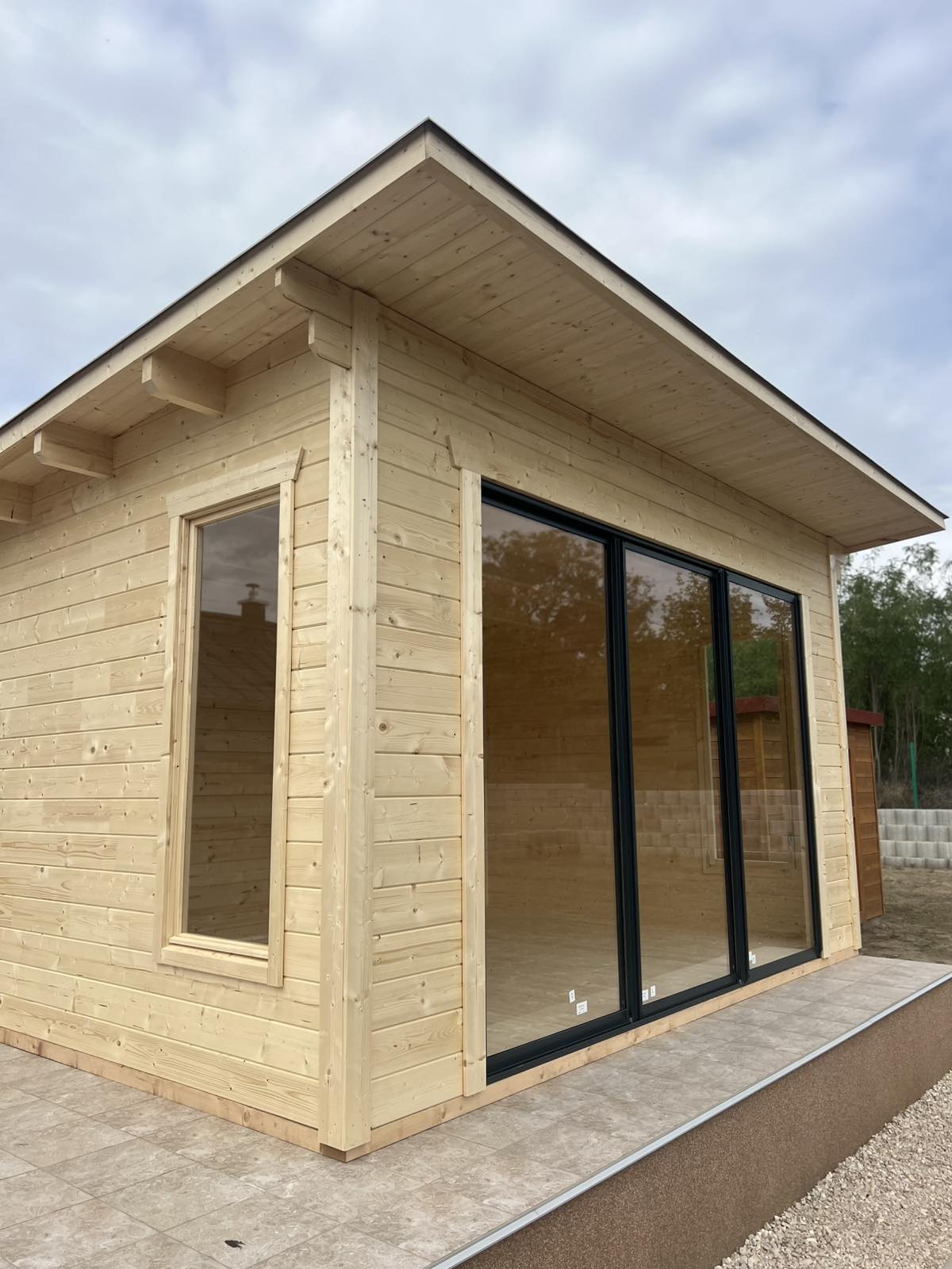 Kész faház építés Ostende 2E