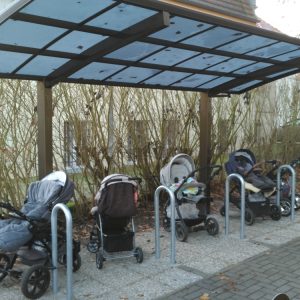 Fedett kerékpártároló Pf60